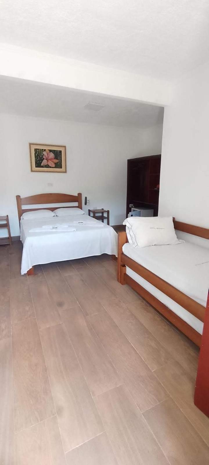 Hotel Miramar Sintpq Ubatuba Kültér fotó